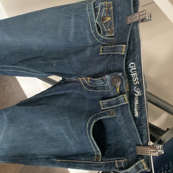 Women’s Guess Premium Jeans - Picture 5 of 12